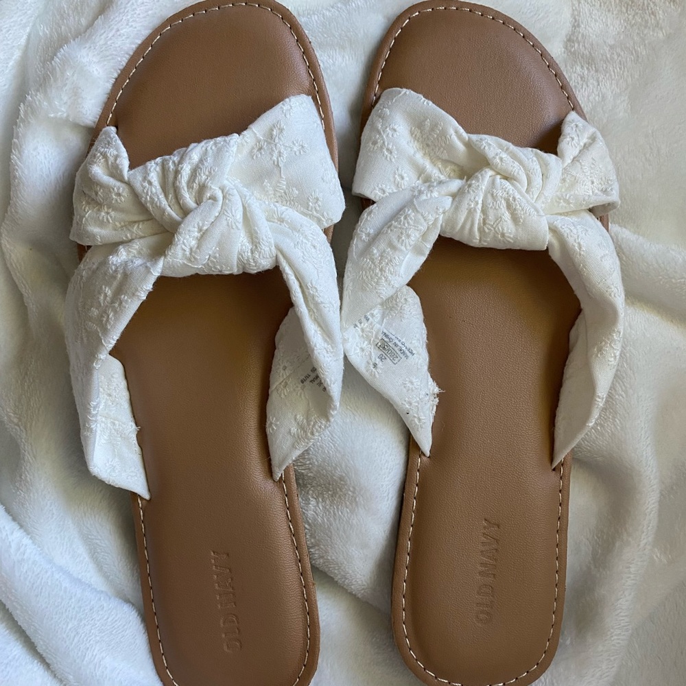 Never Been Worn Old Navy White Eyelet Sandal Slides